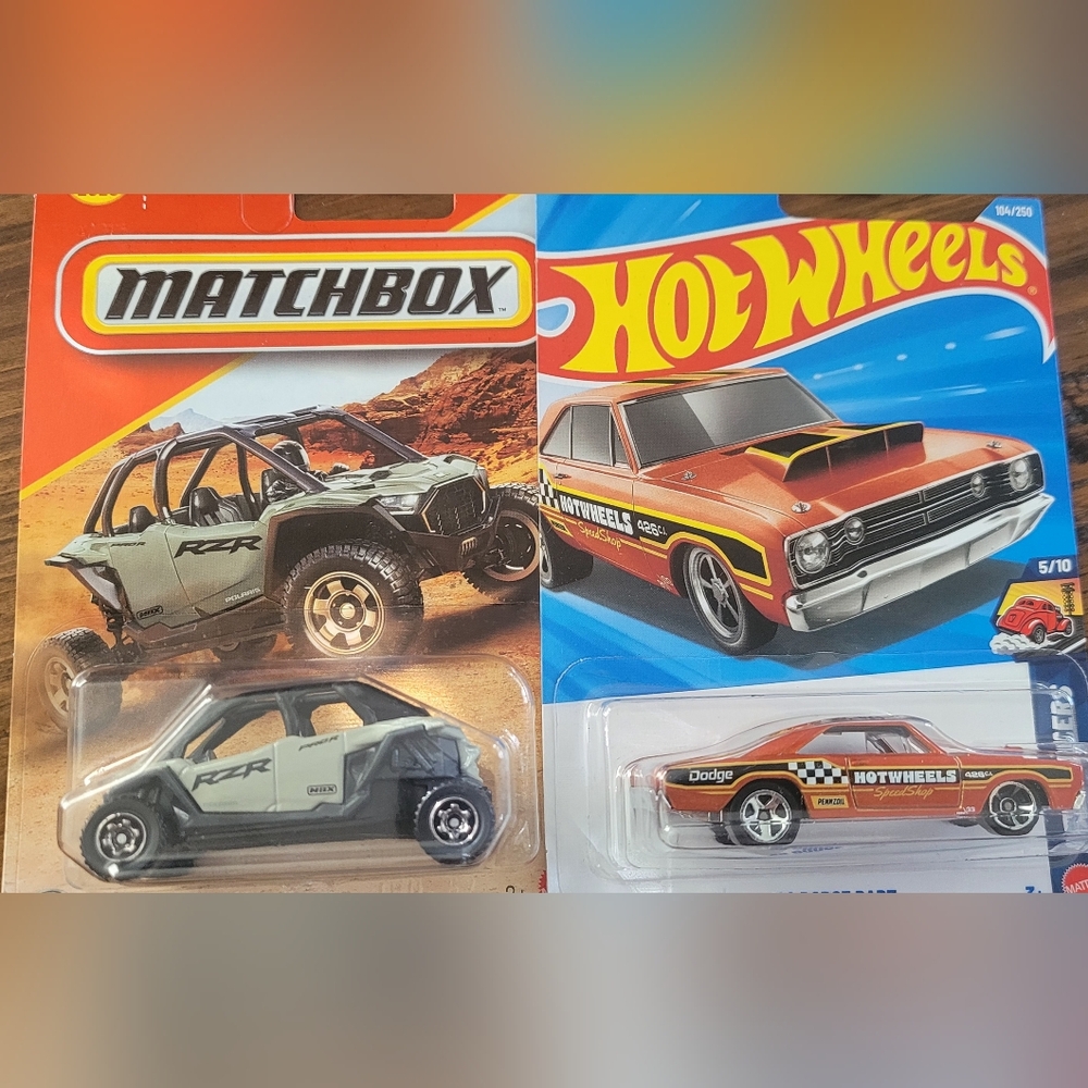Matchbox and Hot Wheels Toy Car  Bundle Gray and Orange
